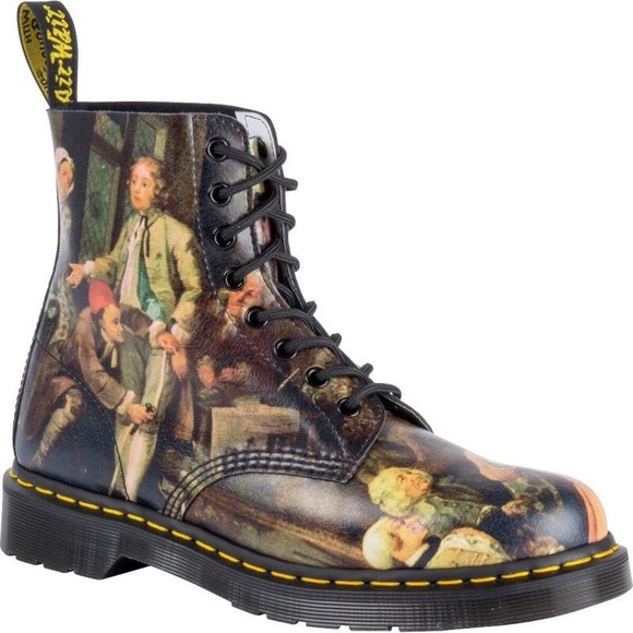 Dr. Martens Other - Dr. Martens WILLIAM HOGARTH PASCAL 1460 Boots
